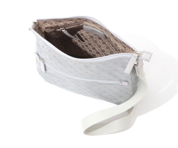 ソフティ クロスショルダーバッグ 詳細画像 シルバー 9